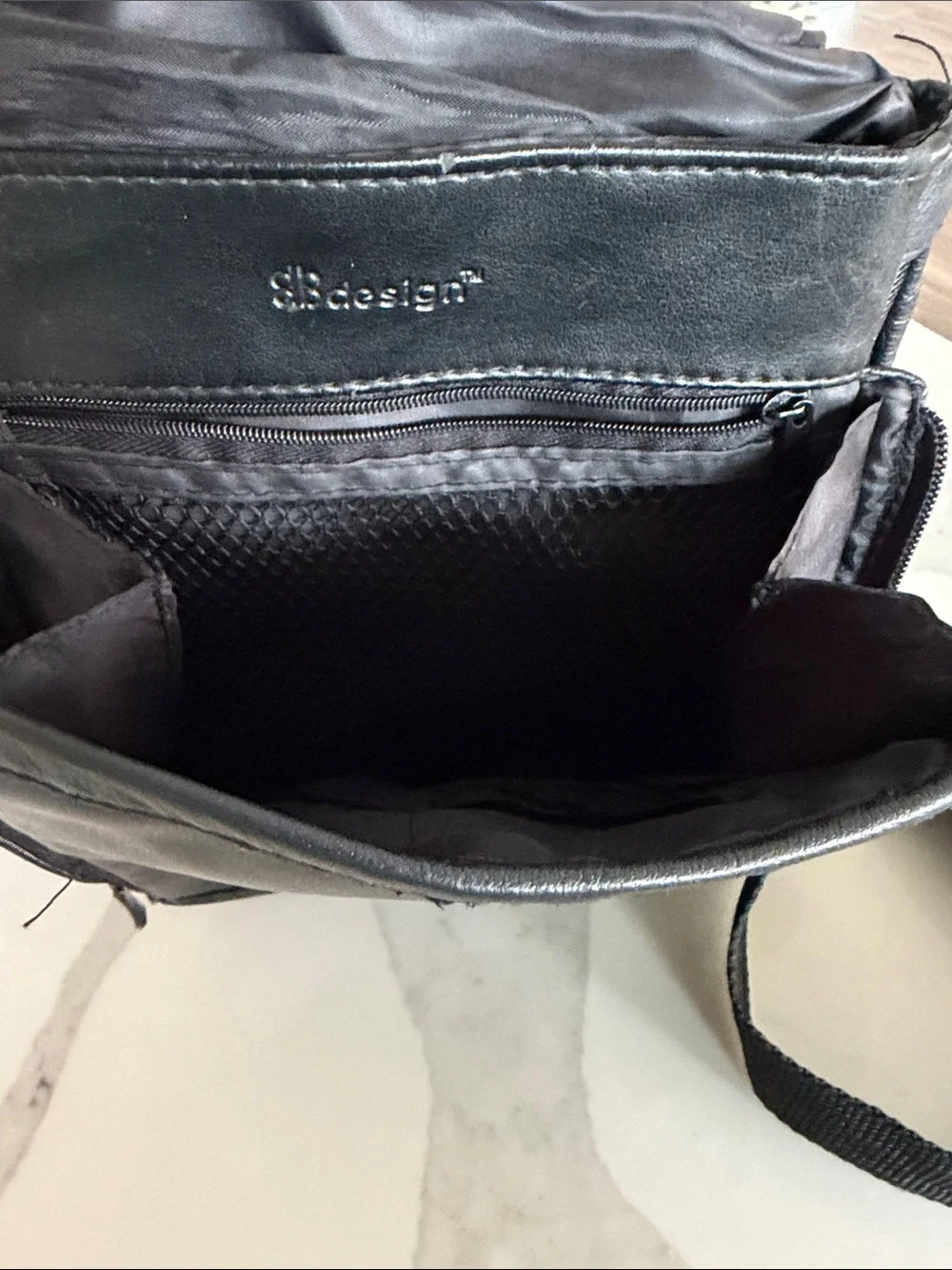 Vintage DB Design Crossbody Bag Black Leather Purse for Men or Women. Travel